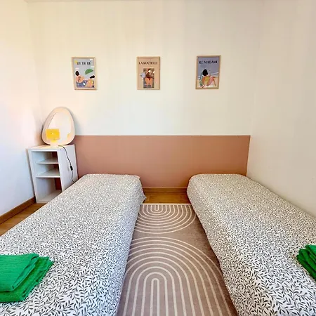Le Refuge Des Tribus Entre & La Rochelle Vakantiehuis